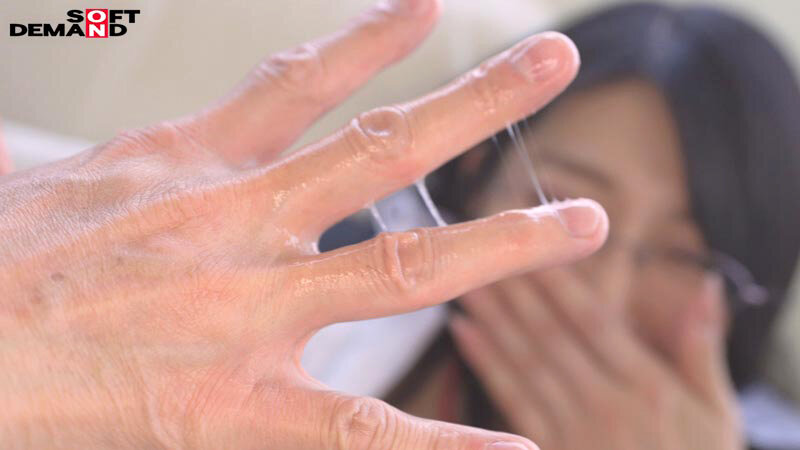 【特典版】秘書 守屋よしの 会社のために中出し解禁 画像5
