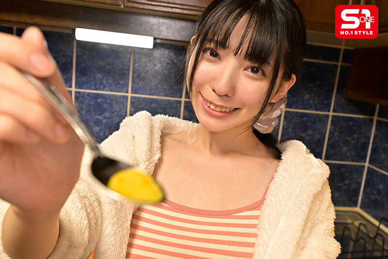 グラドルと同棲生活しちゃう？ 紫堂るいの完全主観オナニーサポート 画像2
